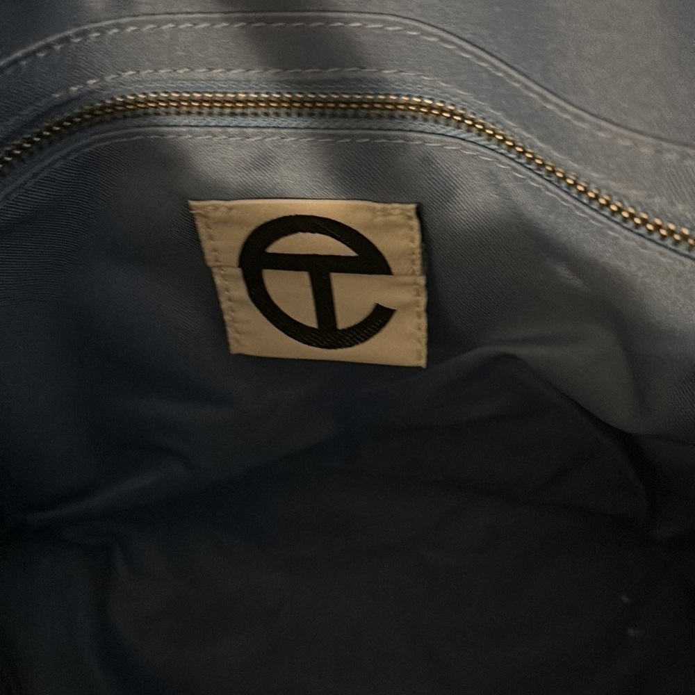 Telfar Medium Pool Blue Shopping Bag - Picture 4 of 6